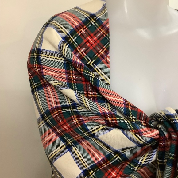 Tartan plaid wool shawl - Picture 3 of 12